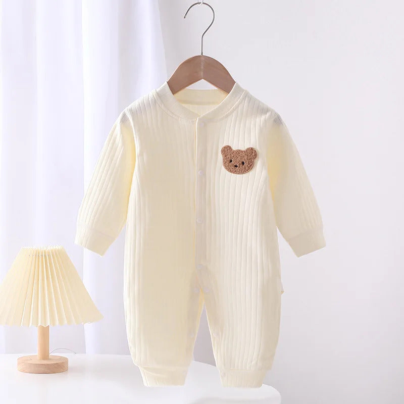 Baby Strampelanzug aus 100% Baumwolle mit Teddybär-Motiv - Mon Bebé